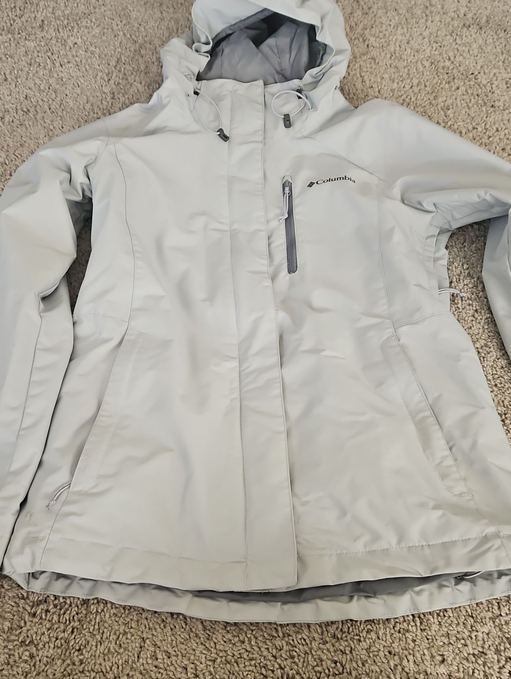 Columbia Women’s Light Gray Ski Jacket with Hood